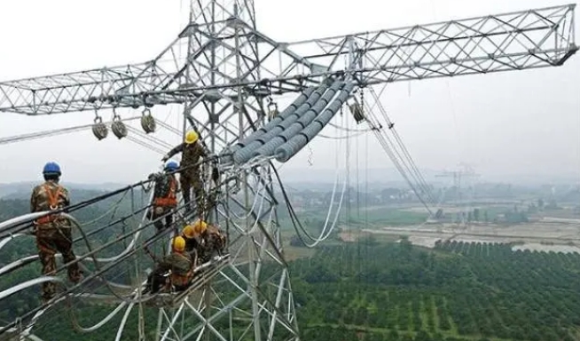 海西蒙古族藏族自治州光缆与电缆：欧孚光电厂家告诉你“光”与“电”的不同秘密